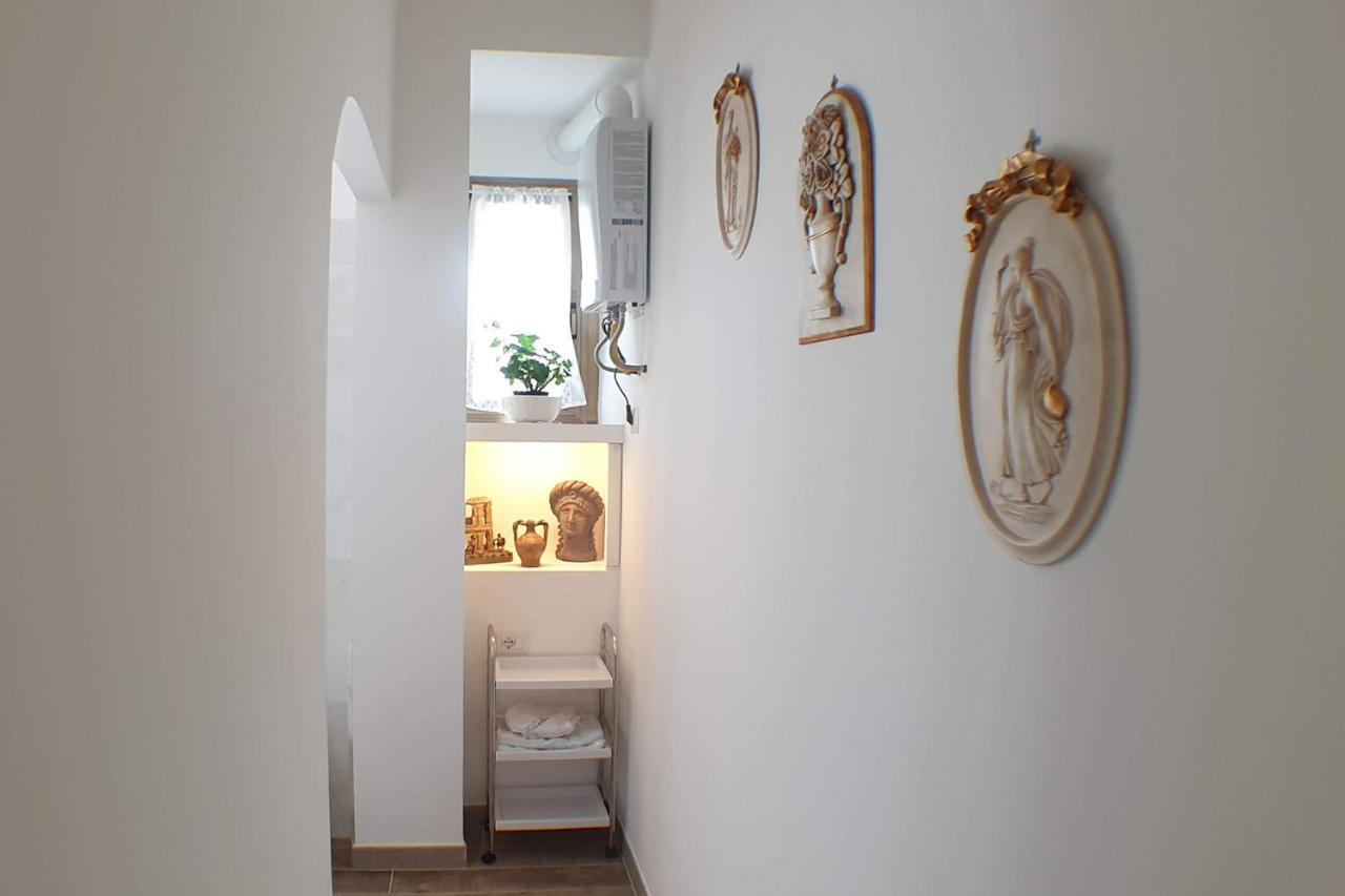 Casa Ferrari Testaccio E Trastevere Wi-Fi Free Rom Exteriör bild